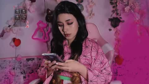 Snapshot of the_kitty_roxy chatting on 02/28/25, 06:10 ... ... online show from 02/28/25, 06:10