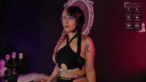 Snapshot of the_kitty_roxy chatting on 03/06/25, 06:19 ... ... online show from 03/06/25, 06:19