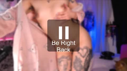 Snapshot of the_kitty_roxy chatting on 09/20/25, 11:55 ... ... online show from 09/20/25, 11:55