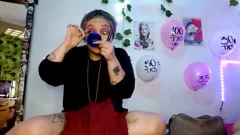 Snapshot of the_lesbian_game chatting on 03/30/26, 06:42 the_lesbian_game online show from 03/30/26, 06:42