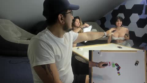 Snapshot of the_mao_game chatting on 01/01/25, 10:13 Mao online show from 01/01/25, 10:13