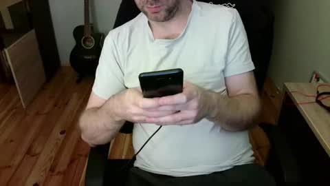 Snapshot of the_naked_pianists chatting on 02/14/25, 05:46 Stephan 34 Cassandra 25 online show from 02/14/25, 05:46