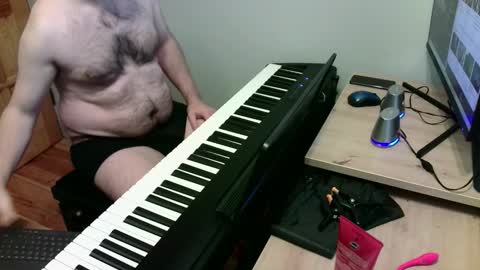 Snapshot of the_naked_pianists chatting on 02/27/26, 08:58 Stephan 34 Cassandra 25 online show from 02/27/26, 08:58