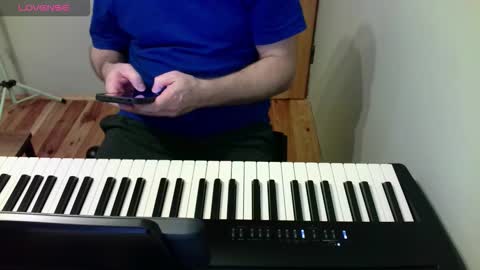 Snapshot of the_naked_pianists chatting on 03/01/26, 04:31 Stephan 34 Cassandra 25 online show from 03/01/26, 04:31