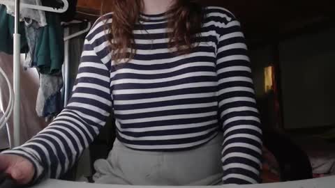 Ekye online show from 10/08/25, 02:42