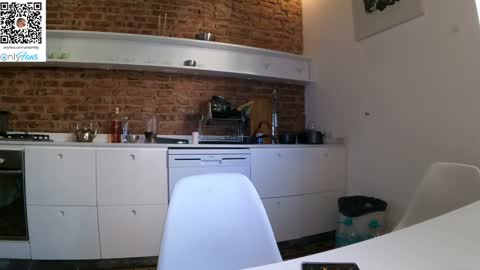 Snapshot of the_pussy_boulevard chatting on 09/28/25, 08:36 Anna online show from 09/28/25, 08:36