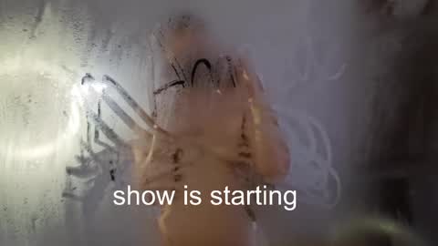 Snapshot of the_pussy_boulevard chatting on 04/19/26, 06:43 Anna online show from 04/19/26, 06:43