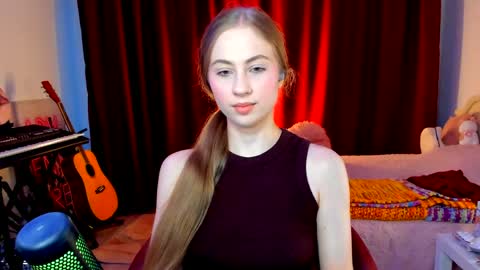 Ally    STREAMING ON TWITCH NOW Check my Twitter for updates online show from 05/22/26, 02:51