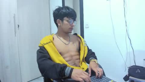 Danny online show from 09/30/25, 03:44