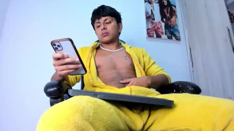 Snapshot of the_weed_guys chatting on 01/10/26, 03:19 Danny online show from 01/10/26, 03:19