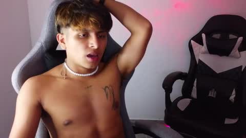 Snapshot of the_weed_guys chatting on 04/09/26, 04:23 Danny online show from 04/09/26, 04:23