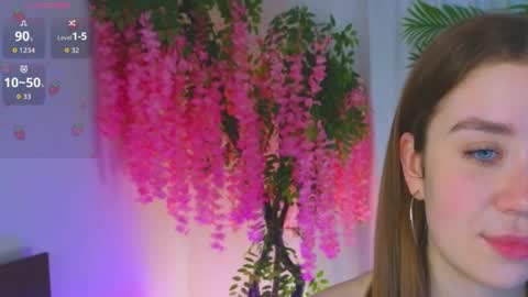 im Grace  turn up the sounds on your device... to hear my sweet moans online show from 04/01/26, 07:09