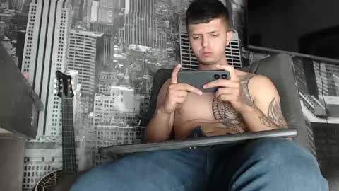 Snapshot of theangelmiguel chatting on 12/06/24, 08:05 Miguel Angel online show from 12/06/24, 08:05