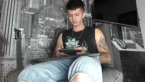 Snapshot of theangelmiguel chatting on 12/09/24, 04:01 Miguel Angel online show from 12/09/24, 04:01