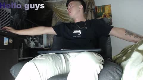 Snapshot of theangelmiguel chatting on 02/15/25, 04:14 Miguel Angel online show from 02/15/25, 04:14