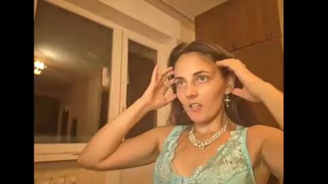 Snapshot of theanna510763 chatting on 09/08/25, 08:08 theanna510763 online show from 09/08/25, 08:08