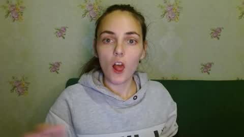 Snapshot of theanna510763 chatting on 10/20/25, 07:14 theanna510763 online show from 10/20/25, 07:14