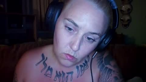 Snapshot of theauroramae chatting on 07/07/26, 05:32 theauroramae - online show from 07/07/26, 05:32