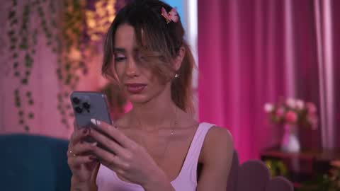 Ayana online show from 11/18/25, 11:14