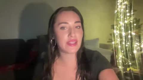 Snapshot of thebabybvip chatting on 12/16/25, 03:11 Girl Next Door online show from 12/16/25, 03:11