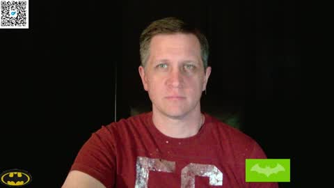 Snapshot of thebatandthecat10 chatting on 04/05/26, 01:58 ISABELLA or MATT online show from 04/05/26, 01:58