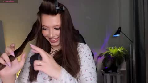 Lucy online show from 09/26/25, 11:58