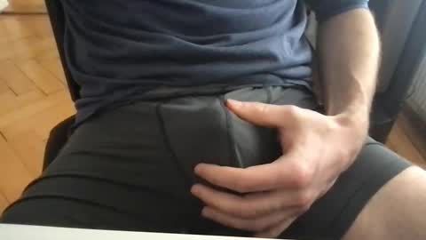 Snapshot of thebearx chatting on 02/21/26, 10:05 thebearx online show from 02/21/26, 10:05