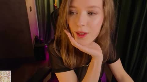 Snapshot of thebeautifulday chatting on 02/02/26, 10:58 Emma 3 online show from 02/02/26, 10:58