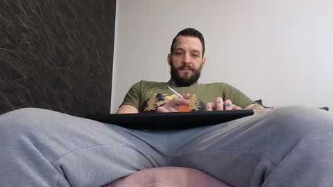 Snapshot of thebestmuscles chatting on 03/02/25, 06:27 John online show from 03/02/25, 06:27