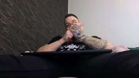 Snapshot of thebestmuscles chatting on 03/12/25, 09:23 John online show from 03/12/25, 09:23