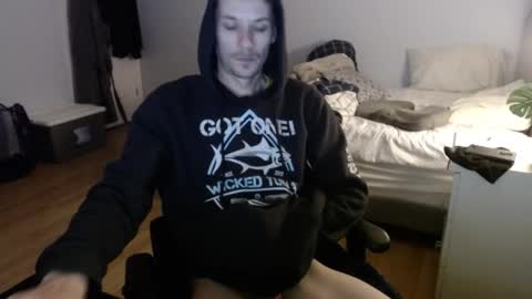 Snapshot of thebigbamboo26 chatting on 12/03/24, 10:18 thebigbamboo26 online show from 12/03/24, 10:18