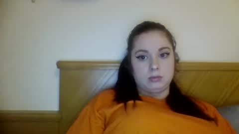 raissa online show from 12/06/24, 01:22