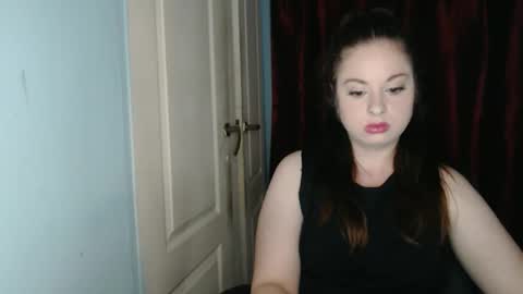 raissa online show from 09/15/25, 07:52