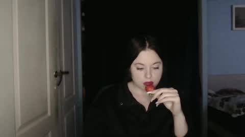 Snapshot of theblackdiamond194588 chatting on 03/14/26, 06:35 raissa online show from 03/14/26, 06:35