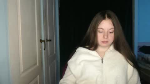 Snapshot of theblackdiamond194588 chatting on 04/01/26, 04:37 raissa online show from 04/01/26, 04:37