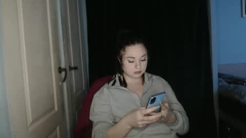 Snapshot of theblackdiamond194588 chatting on 04/08/26, 06:08 raissa online show from 04/08/26, 06:08