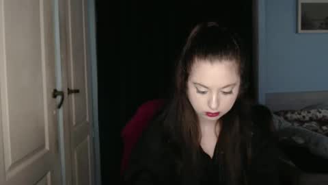 Snapshot of theblackdiamond194588 chatting on 04/17/26, 03:59 raissa online show from 04/17/26, 03:59