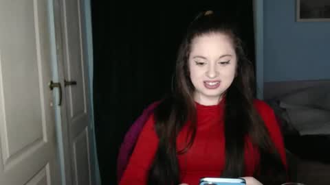 Snapshot of theblackdiamond194588 chatting on 04/19/26, 05:45 raissa online show from 04/19/26, 05:45