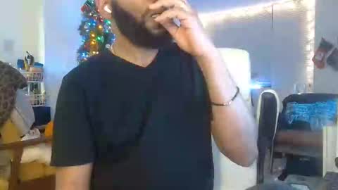 Snapshot of theblacklordmaster chatting on 12/19/25, 04:30 theblacklordmaster online show from 12/19/25, 04:30