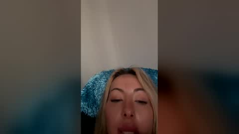 theblondebunni online show from 04/02/26, 05:10