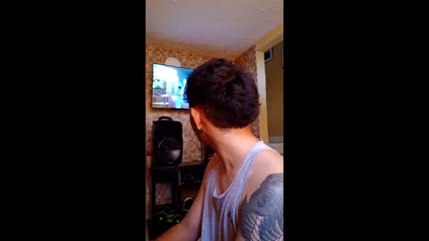 Snapshot of thebluesky_18 chatting on 05/01/26, 08:46 thebluesky_18 online show from 05/01/26, 08:46