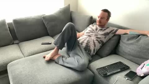 Snapshot of theboysclubfans chatting on 09/17/25, 12:51 theboysclubfans online show from 09/17/25, 12:51