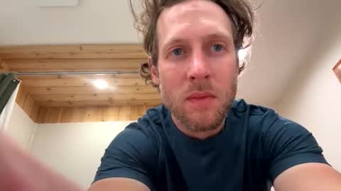 Snapshot of thebrick11 chatting on 02/28/26, 04:41 thebrick11 online show from 02/28/26, 04:41