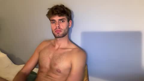 Snapshot of thebrokescholar chatting on 10/15/25, 06:41 Broke Scholar online show from 10/15/25, 06:41