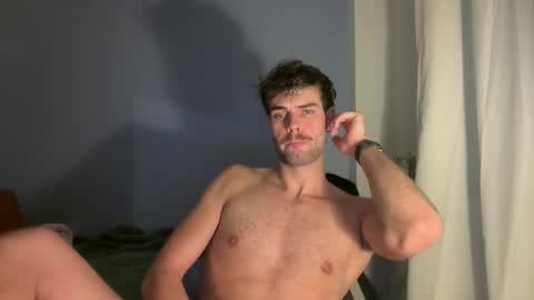 Snapshot of thebrokescholar chatting on 12/05/25, 05:20 Broke Scholar online show from 12/05/25, 05:20