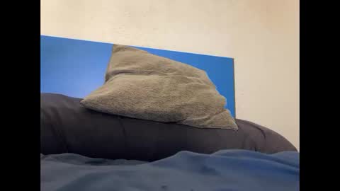 Snapshot of thebulge_b0y chatting on 12/22/25, 07:16 thebulge_b0y online show from 12/22/25, 07:16