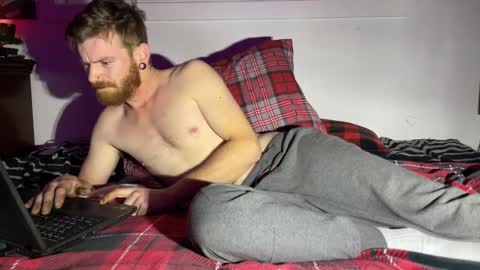 Snapshot of thecarrguyy chatting on 01/21/25, 12:07 Thatcarrguyy online show from 01/21/25, 12:07