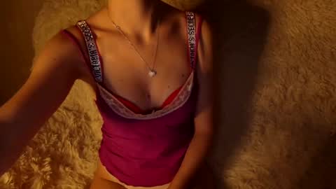 Snapshot of thecherrie chatting on 09/20/25, 05:47 thecherrie online show from 09/20/25, 05:47