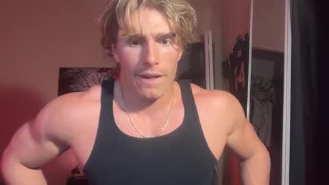 Snapshot of thecloser380 chatting on 03/21/26, 01:54 thecloser380 online show from 03/21/26, 01:54