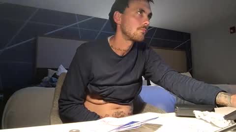 Snapshot of thecoryhall9109 chatting on 10/30/25, 05:42 thecoryhall9109 online show from 10/30/25, 05:42